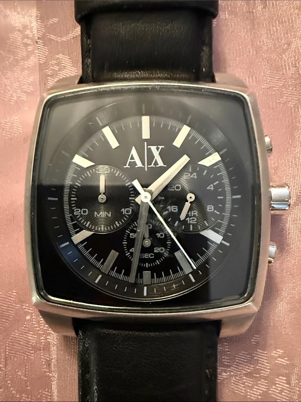 This Armani Exchange Stockton AX2253 watch features a square stainless steel cas
